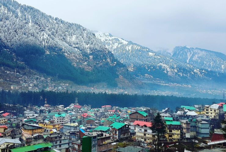 Travelling to Manali