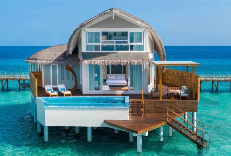 Marriott Bonvoy’s Overwater Bungalows